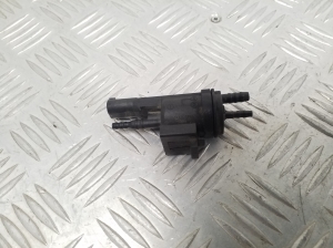 Mercedes Benz GLE-Class 167 (2019–2026) Magnetventil 0025407097 - 3