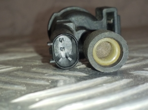 Mercedes Benz C-Class 205 (2014–2021) Solenoid 0025407097 - 3