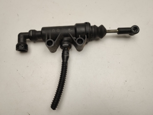 Mercedes Benz A-Class 176 (2012–2018) Clutch master cylinder A2462900312 - 2
