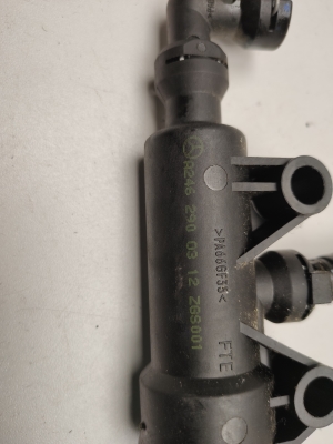 Mercedes Benz A-Class 176 (2012–2018) Clutch master cylinder A2462900312 - 3