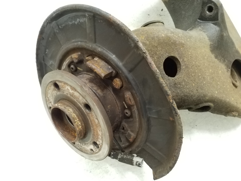 MERCEDES-BENZ Vito W639 (2003-2015) Rear Right Wheel Hub A6393508805, A6393503105 25116060
