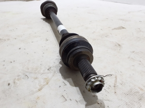 BMW X5 F15 (2013–2018) Antriebswelle hinten und ihre Teile 8609842 - 2