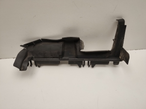 Mercedes Benz A-Class 176 (2012–2018) Luftleitblech für den Kühler A2465050330 - 3