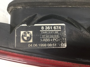 BMW 5 SERIES E39 (1995–2004) Tail light on trunk lid 8361674 - 2