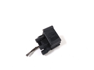 Mercedes Benz E-Class W212 (2009–2015) Luftfederung Ventil A2513200158 - 2