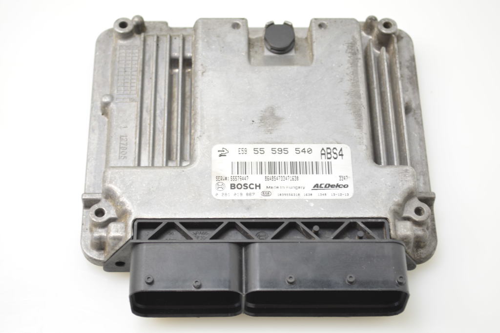 OPEL Insignia A (2008-2016) Engine Control Unit ECU 55595540 25132638