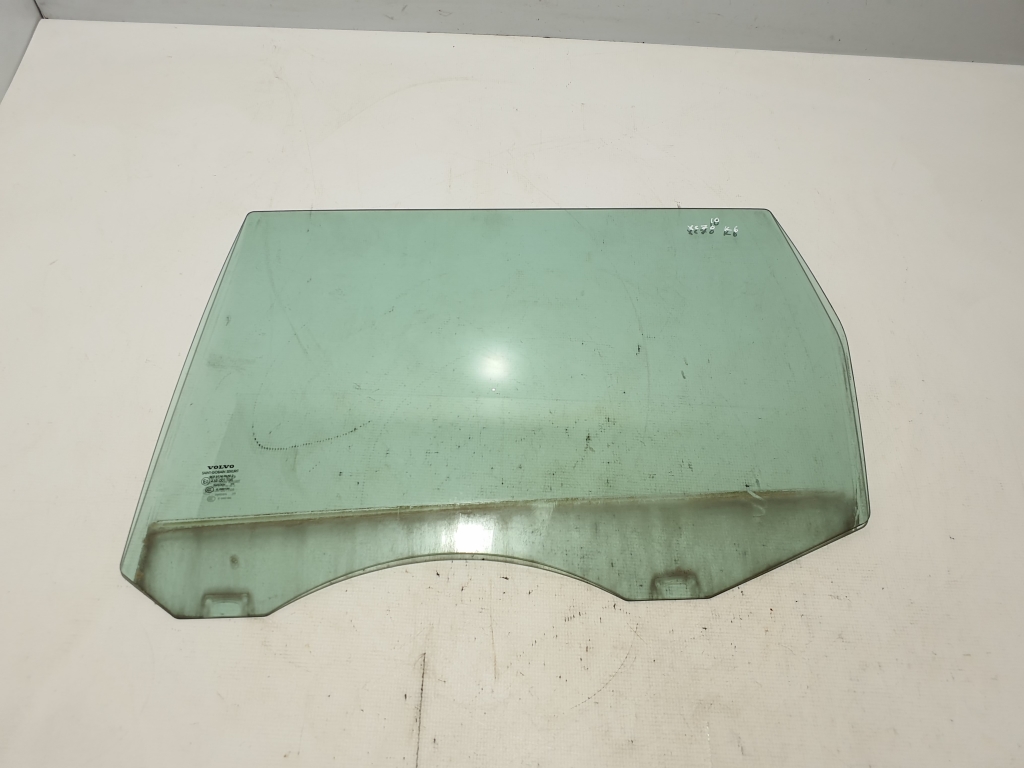VOLVO XC70 3 generation (2007-2020) Left Side Sliding Door Glass 30674847 25269874