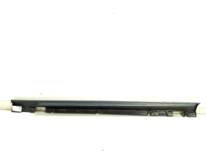 Mercedes Benz C-Class 205 (2014–2021) Karbi välimine ilupaneel A2056907202 - 4