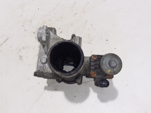  EGR valve 