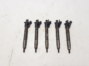   Fuel injector  - 31272690 