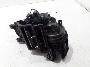 VOLVO XC70 (2007–2016) Heater and its parts 31291913 - 4