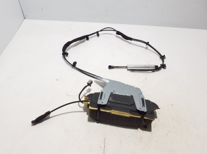  Trunk lid electric retractor 