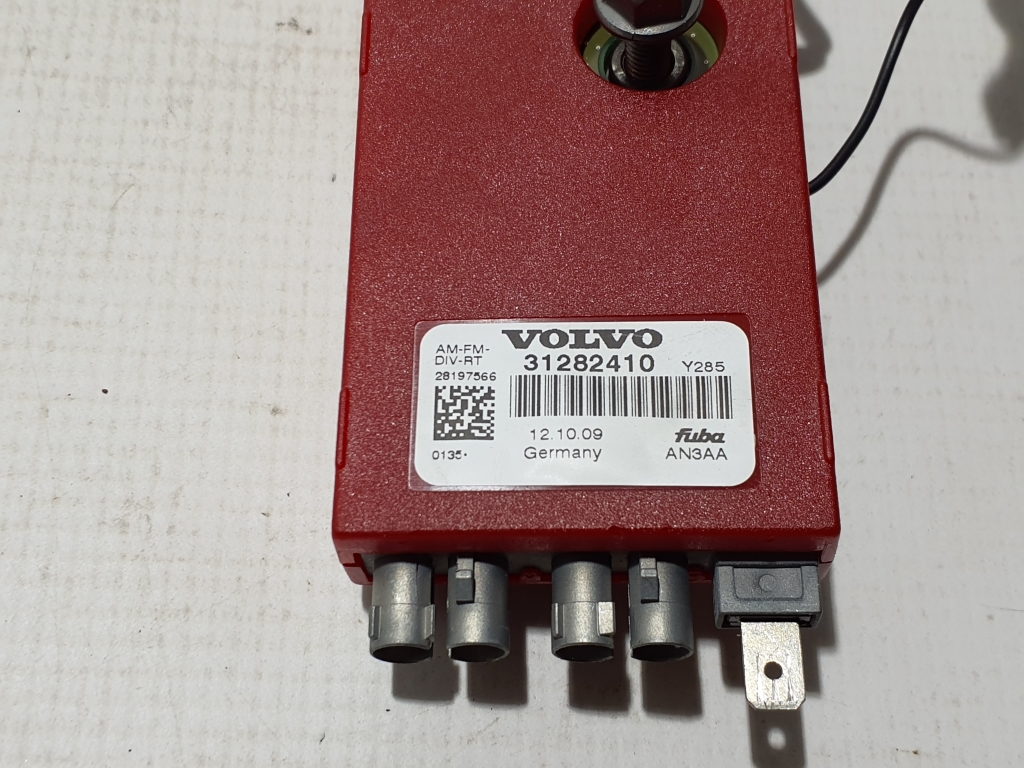 VOLVO XC70 3 generation (2007-2020) Bootlid Antenna Amplifier 31282410 25186988