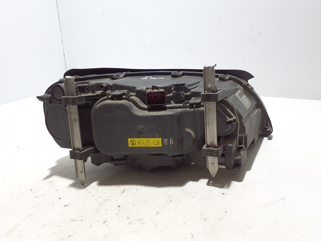 VOLVO XC70 3 generation (2007-2020) Front Left Headlight 31214347 25164733