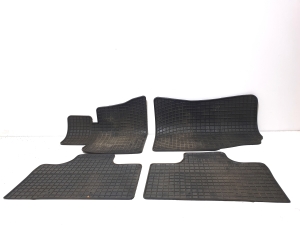  Interior mats 