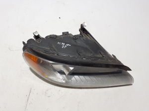 VOLVO XC70 (2007–2016) Headlight 31214348 - 4