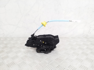 Front door lock - 7445049