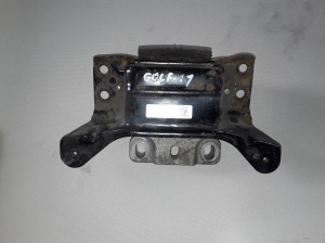 Gearbox mount - 5Q0199555S