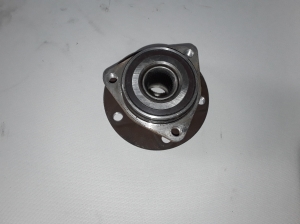 Volkswagen Golf VII (2012–2026) Front hub bearing 8V0598611 - 2