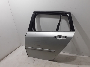  Rear side doors 