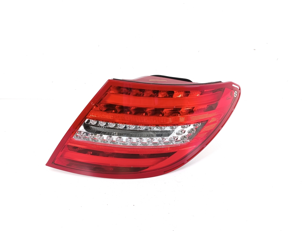 MERCEDES-BENZ C-Class W204/S204/C204 (2004-2015) Rear Right Taillight Lamp A2048202764 25165942