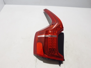   Rear corner lamp 