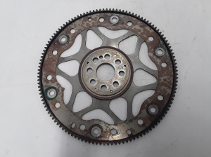  Clutch flywheel 