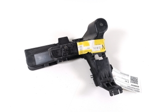 Aizmugurējā bampera kronšteins - A2538858700