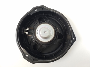 Mercedes Benz E-Class W207 (2009–2017) Lautsprecher Tür vorne A2048201902 - 4