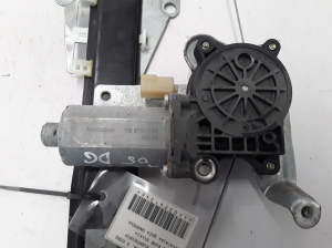 VOLVO XC90 (2002–2014) Aizmugurējo durvju logu pacēlājs 31253722 - 3