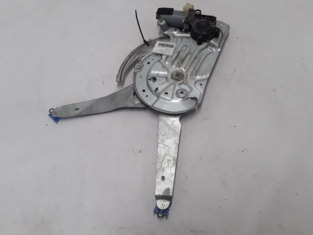 VOLVO XC90 1 generation (2002-2014) Front Right Door Window Regulator 30784577 21081062