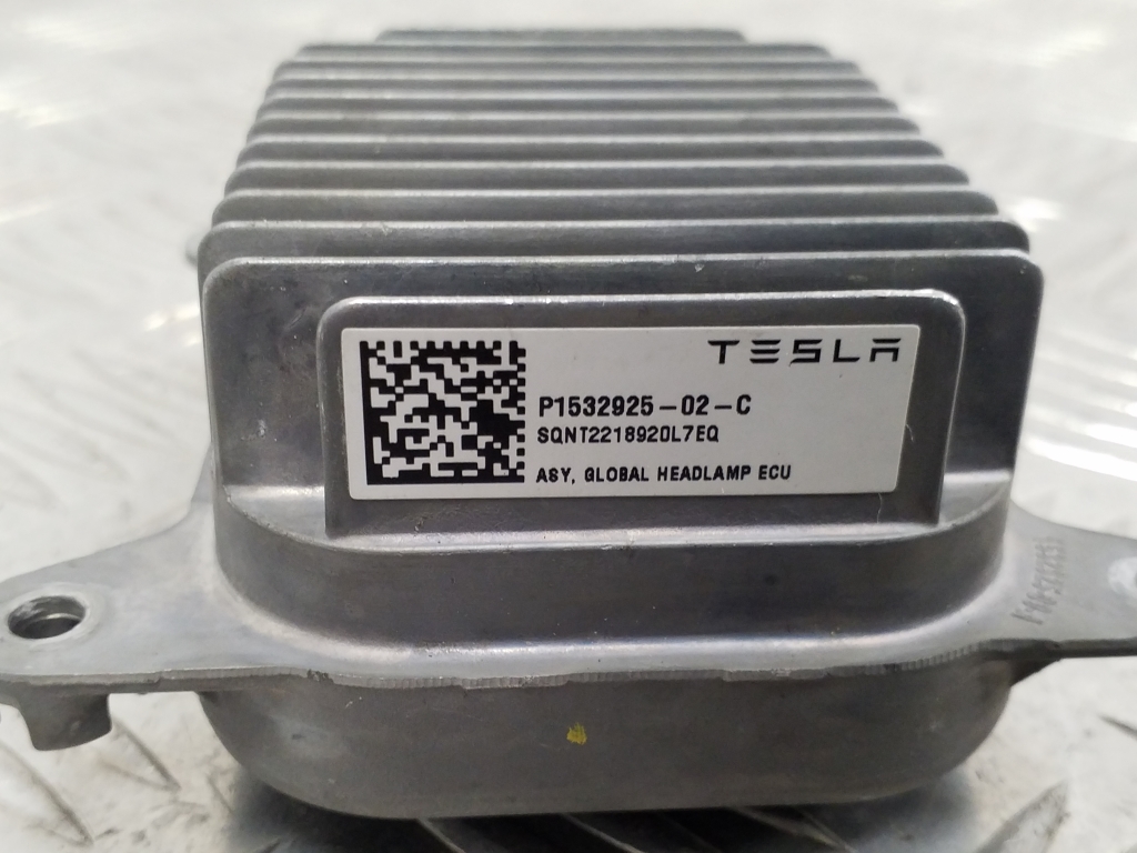 TESLA Model 3 1 generation (2017-2024) Headlight Control Unit P153292502C 25185554