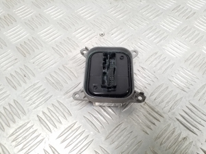 Tesla Model 3 3 (2016–2024) Light control module P153292502C - 3