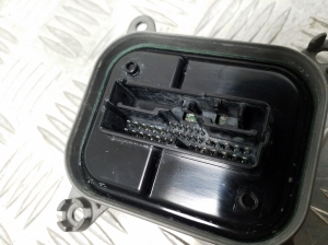 Tesla Model 3 3 (2016–2024) Light control module P153292502C - 4