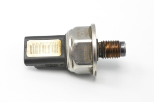 Capteur de pression de rampe d’injection - 9653981180
