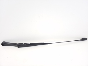   Windshield wiper blade 