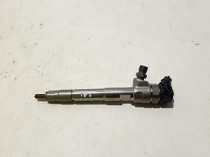  Fuel injector 