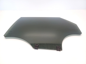 Opel Grandland X (2017–2026) Aizmugures stikls YP00076780 - 3