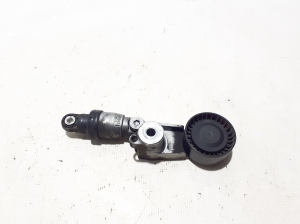 Belt tensioner - 117501769R