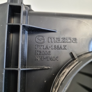 Mazda CX-5 (2011–2017) Luftfiltergehäuse PY1A133AX - 4