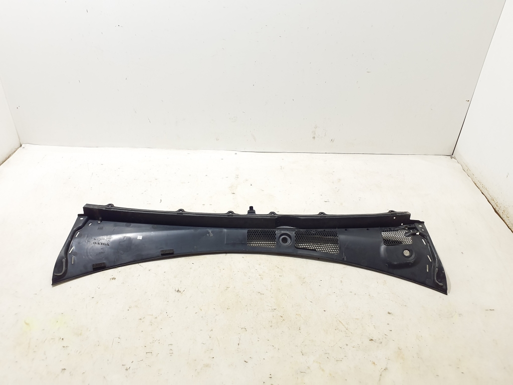 VOLVO XC40 1 generation (2017-2024) Front  Wiper Cowl Trim 32130464 25202236