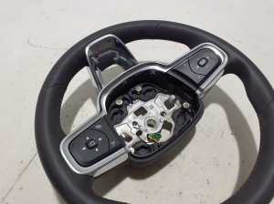  Steering wheel 