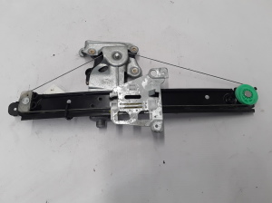 VOLVO V70 II (2000–2007) Rear side door window regulator 31253720 - 2