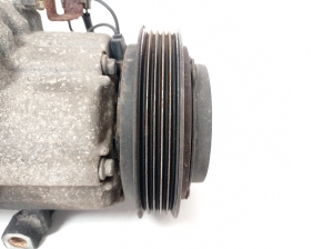  Air conditioner compressor 