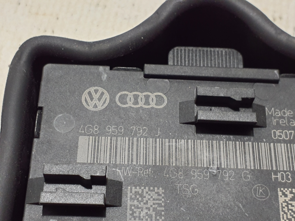 AUDI A6 C7/4G (2010-2020) Front høyre dørkontrollenhet 4G8959792J 25206029