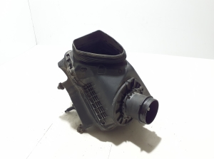   Air filter housing 