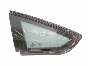 Rear quarter glass - 8T8845299B