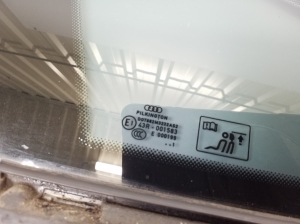AUDI S5 8T3 (2007–2016) Seitenscheibe hinten (Karosserie) 8T8845299B - 3