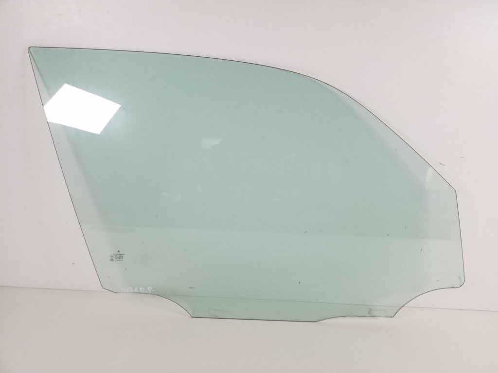 MERCEDES-BENZ GLK-Class X204 (2008-2015) Priekšējo labo durvju stikls A2047250400, A2047250810 25217543