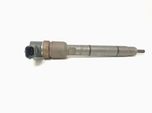 Kia Sportage (2010–2016) Degvielas sprausla 338002A800 - 3